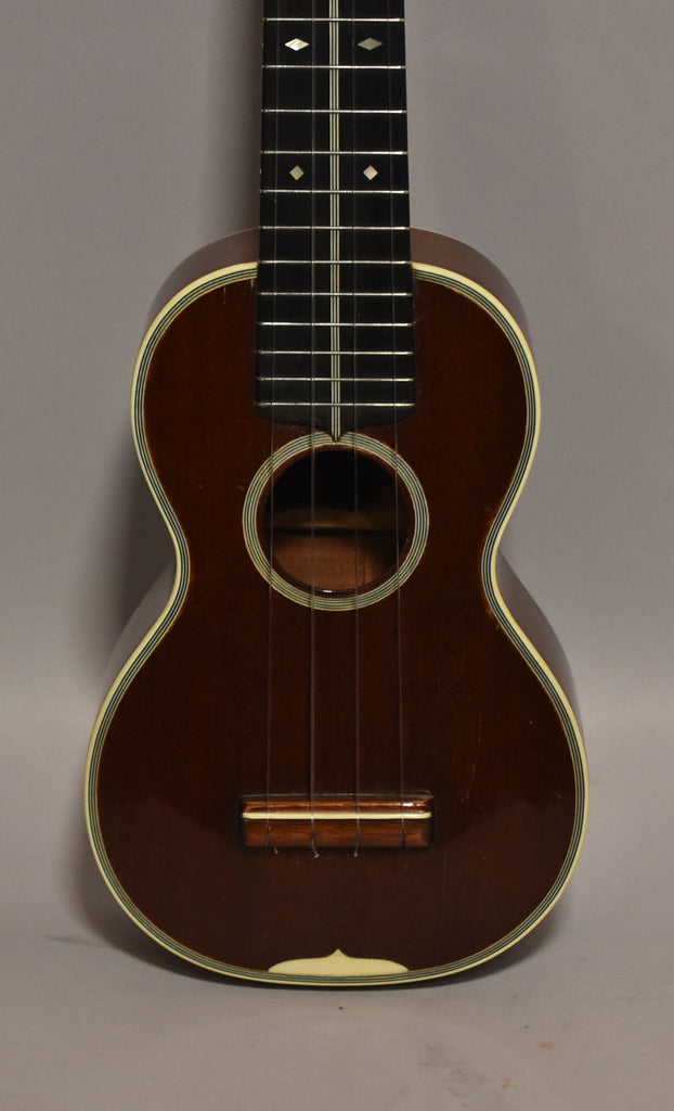 1920s-Martin-Style-3-Soprano-Ukulele-Imperial-Vintage-Guitars-Sell