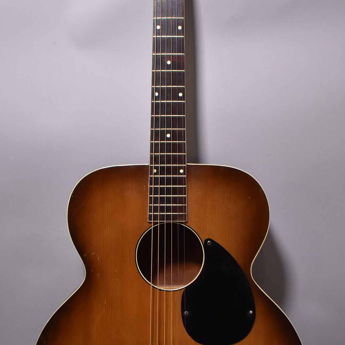 1940s Silvertone K55 Jumbo Acoustic Sunburst Finish – Imperial