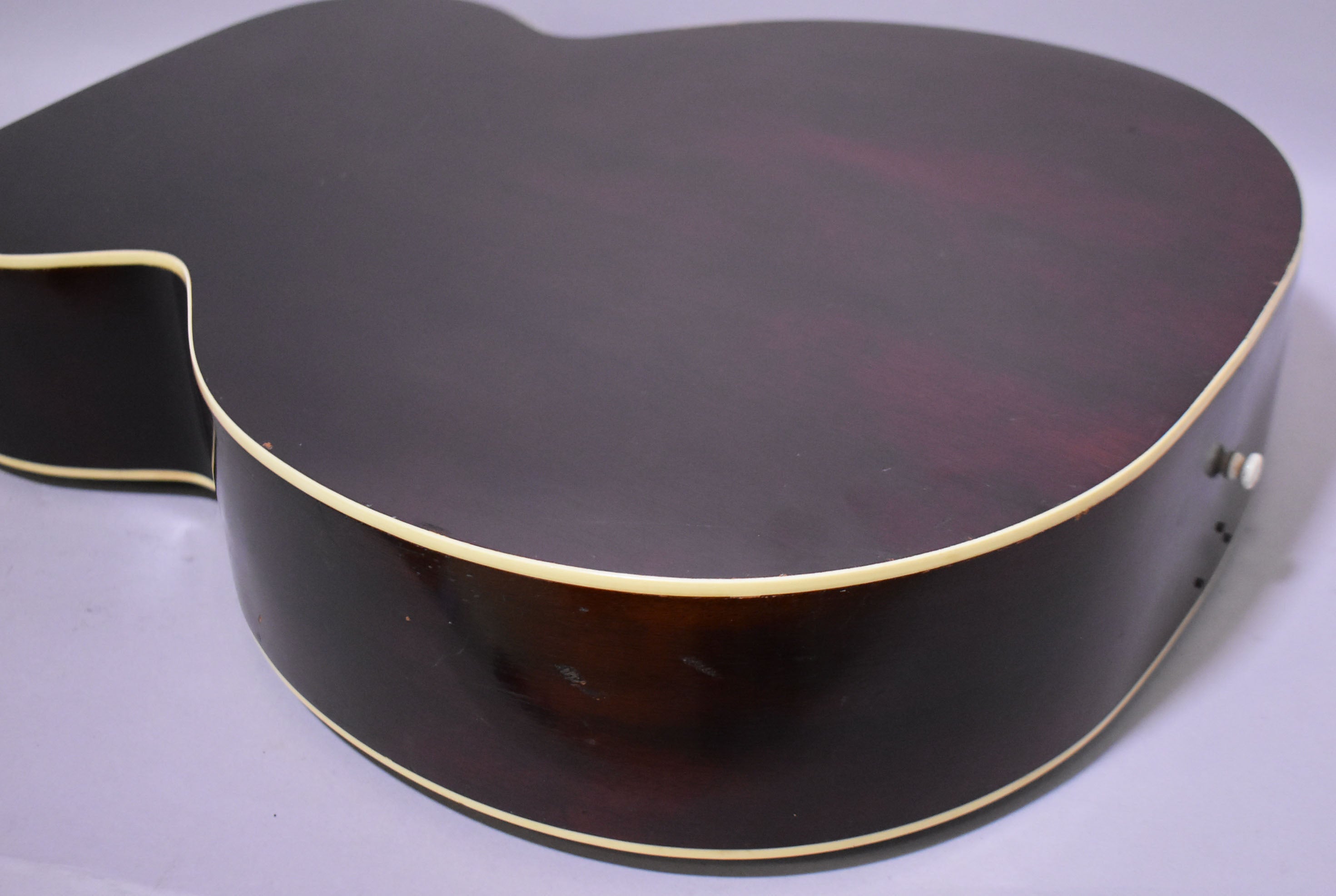 1940s Silvertone K55 Jumbo Acoustic Sunburst Finish – Imperial