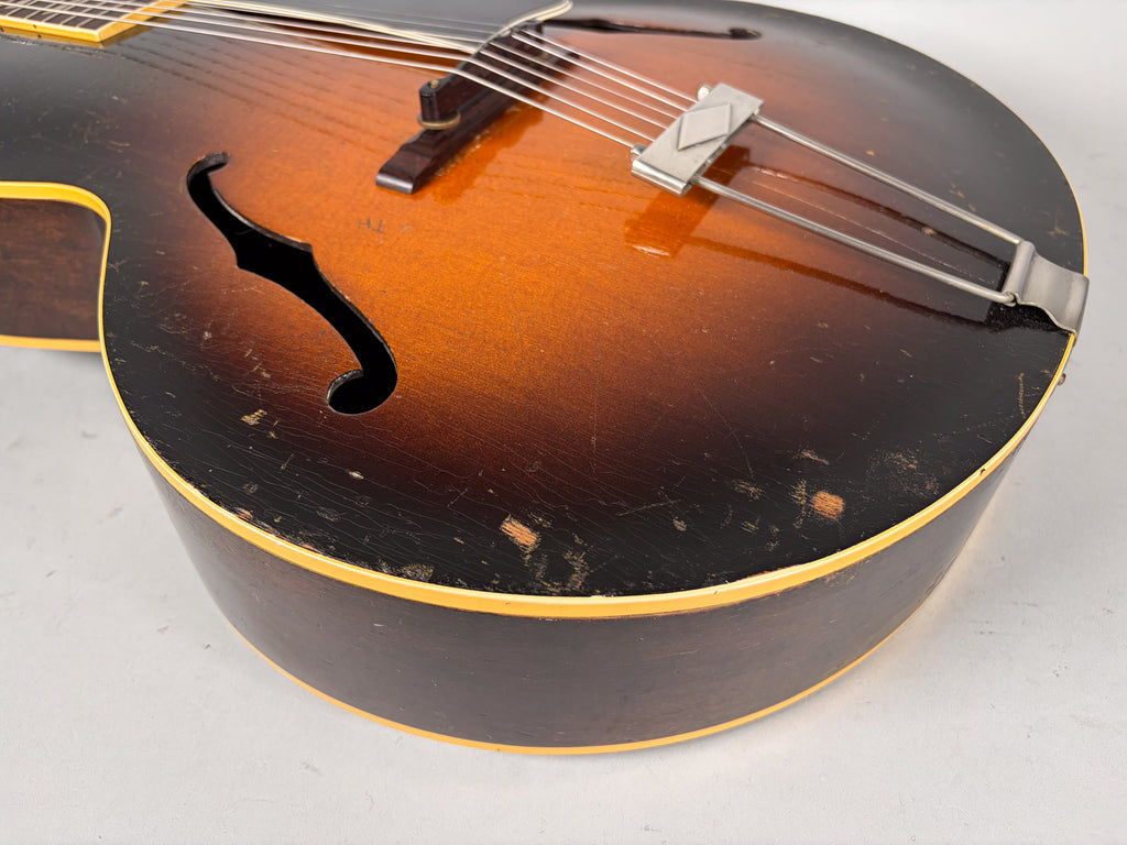 Vintage Gibson L-50 Sunburst Archtop Guitar w/HSC