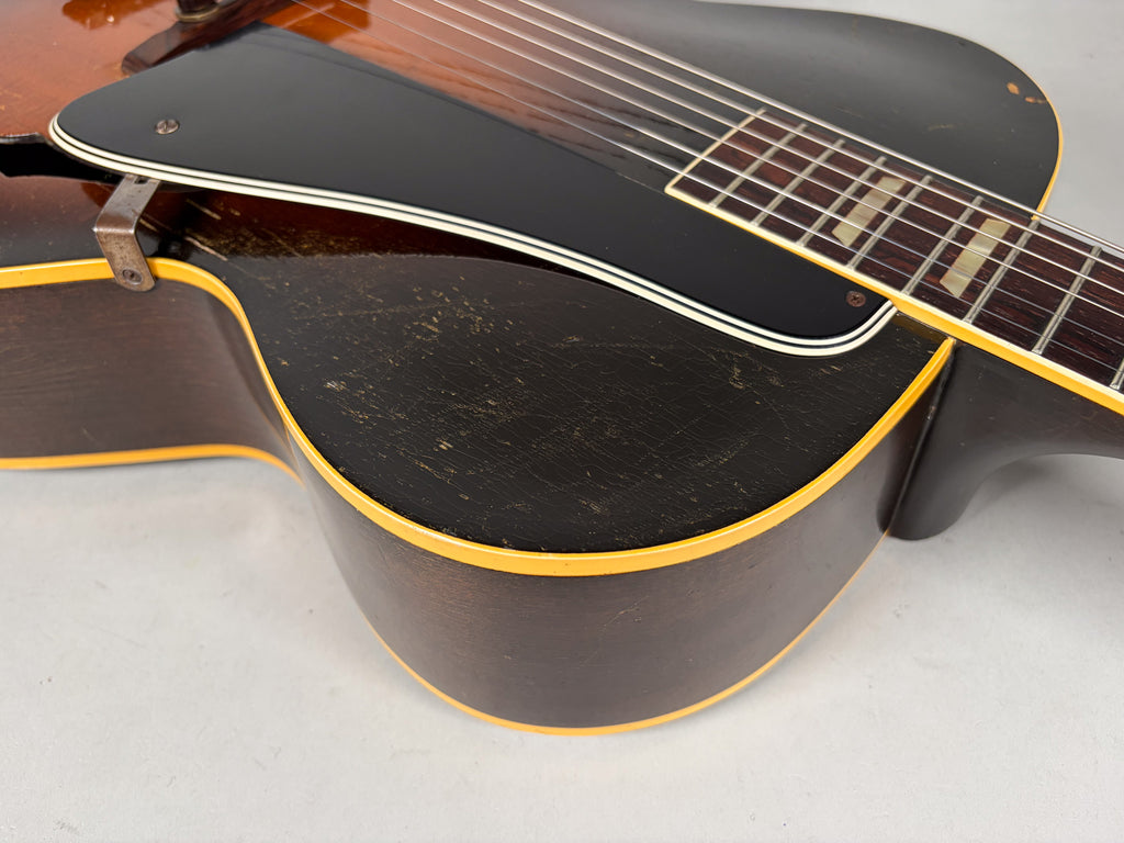 Vintage Gibson L-50 Sunburst Archtop Guitar w/HSC