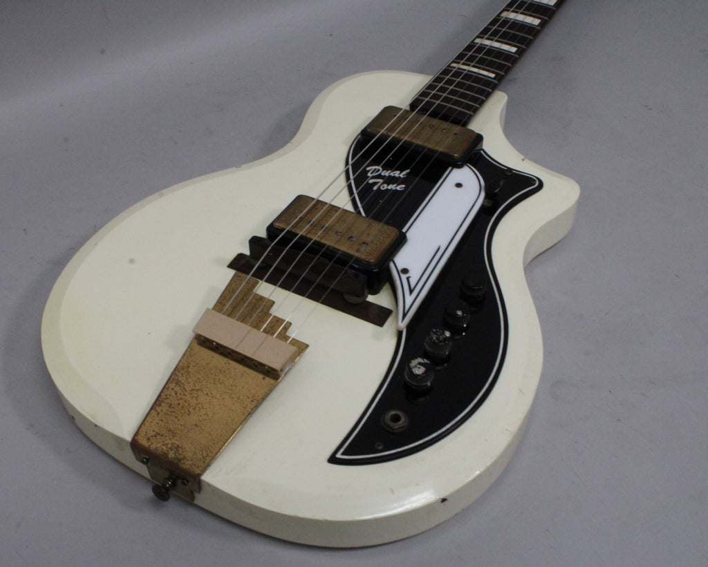 1958 Supro Dual Tone Arctic White David Bowie w/OHSC