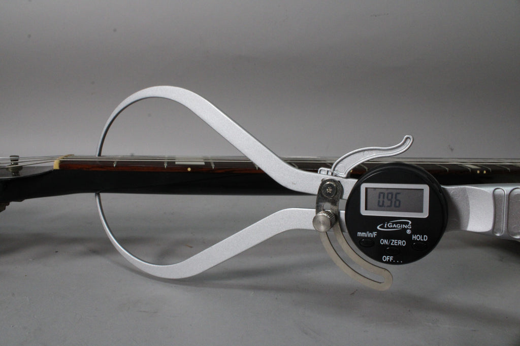 1958 Supro Dual Tone Arctic White David Bowie w/OHSC
