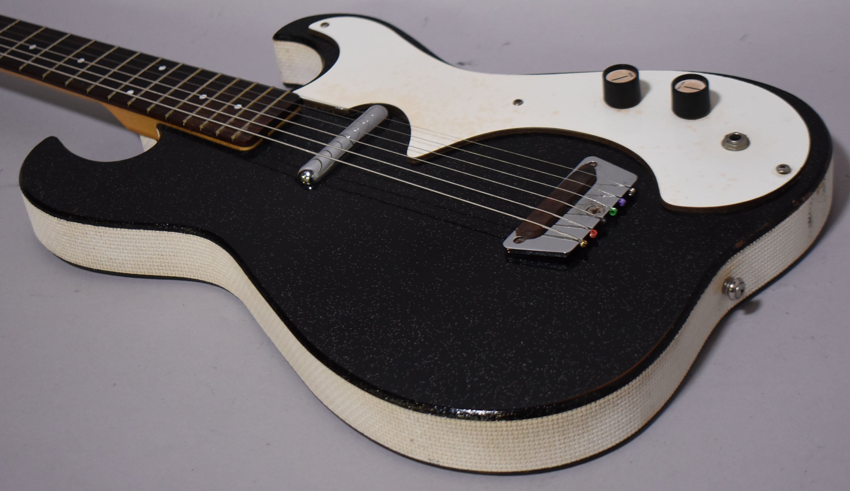 1960's Silvertone Model 1448 Electric Guitar w/Original Case Amp