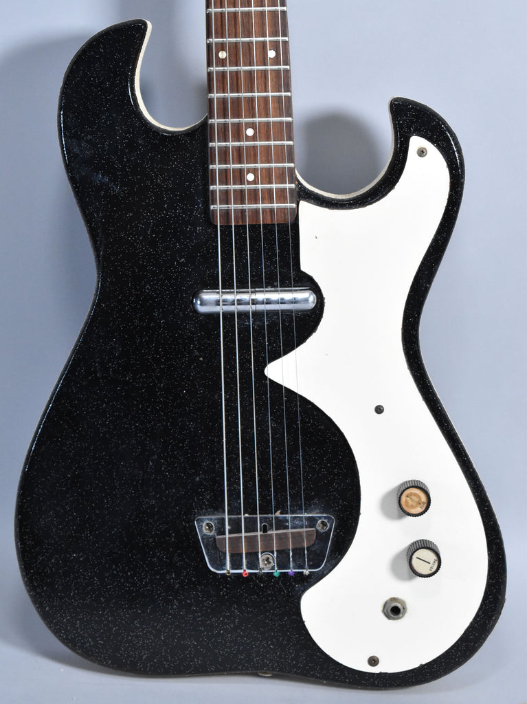 1960's Silvertone Model 1448 Electric Guitar w/Original Case Amp