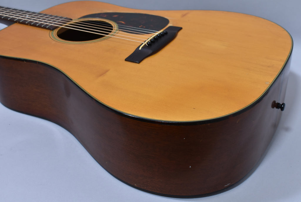 1961 Martin D-18 Dreadnought Acoustic Guitar Natural Finish w/HSC