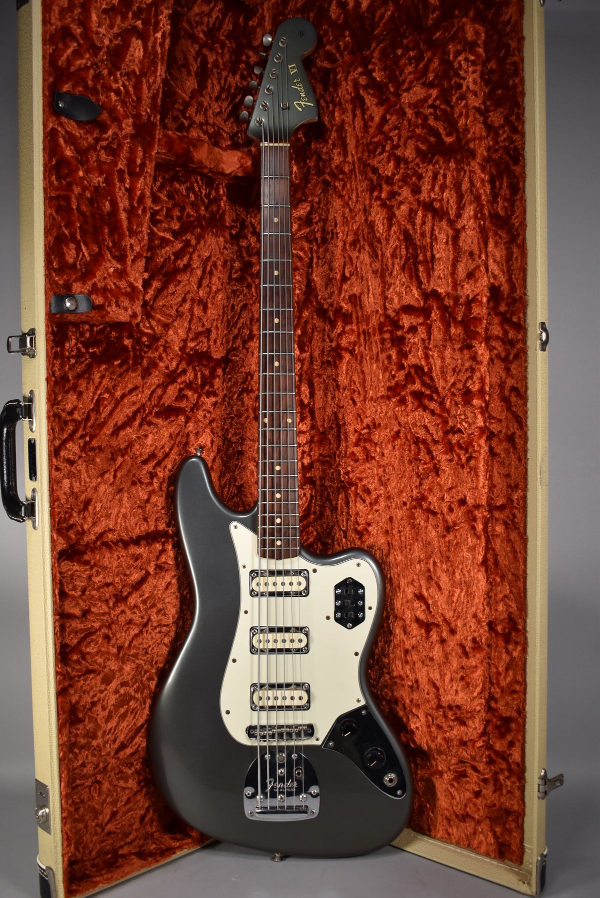 1962 Fender Bass VI Charcoal Frost Refin Pre-CBS w/HSC – Imperial
