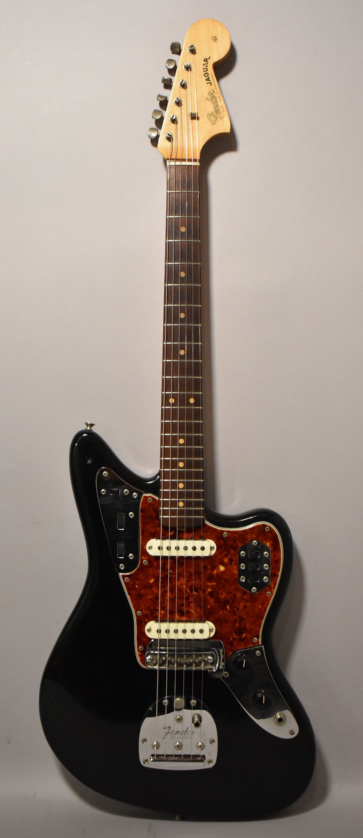1963 Fender Jaguar Black Refin L-Series Pre-CBS w/HSC – Imperial