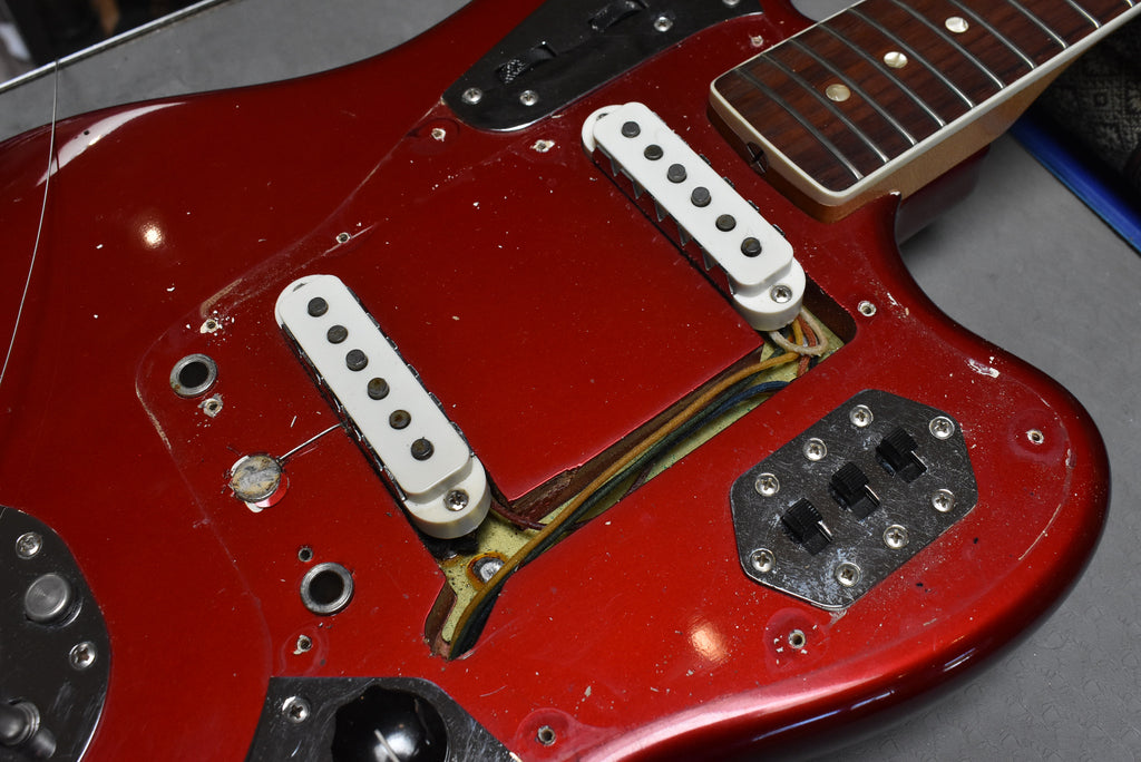 1966 Fender Jaguar Candy Apple Red Finish w/HSC