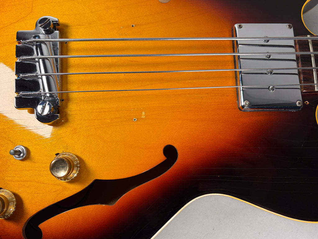 1967 Gibson EB-2 Bass Guitar Sunburst Finish w/Soft Shell Case