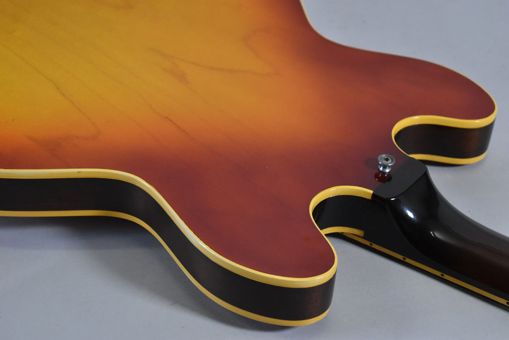 1969 Gibson ES-335 Cherry Sunburst Finish w/OHSC