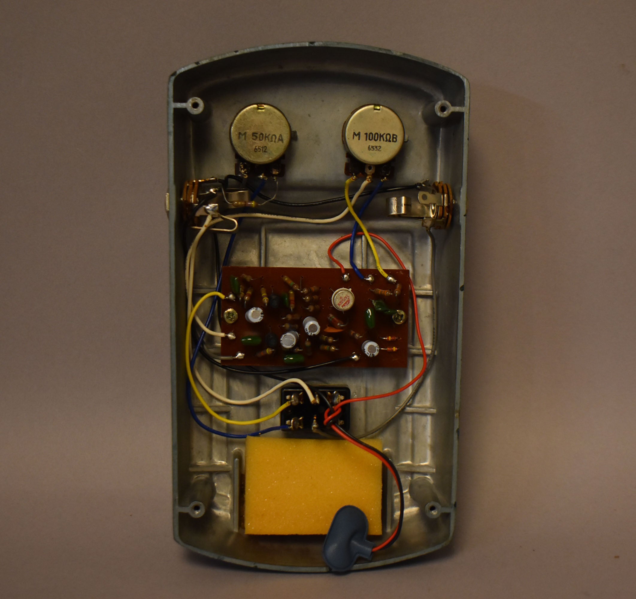 1970s Roland AF-60 Bee Gee Fuzz/Distortion Effect Pedal Green MIJ