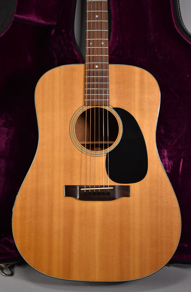 1971-Martin-D-18-Dreadnought-Natural-Sell-your-Guitar-Imperial-Vintage-Guitars