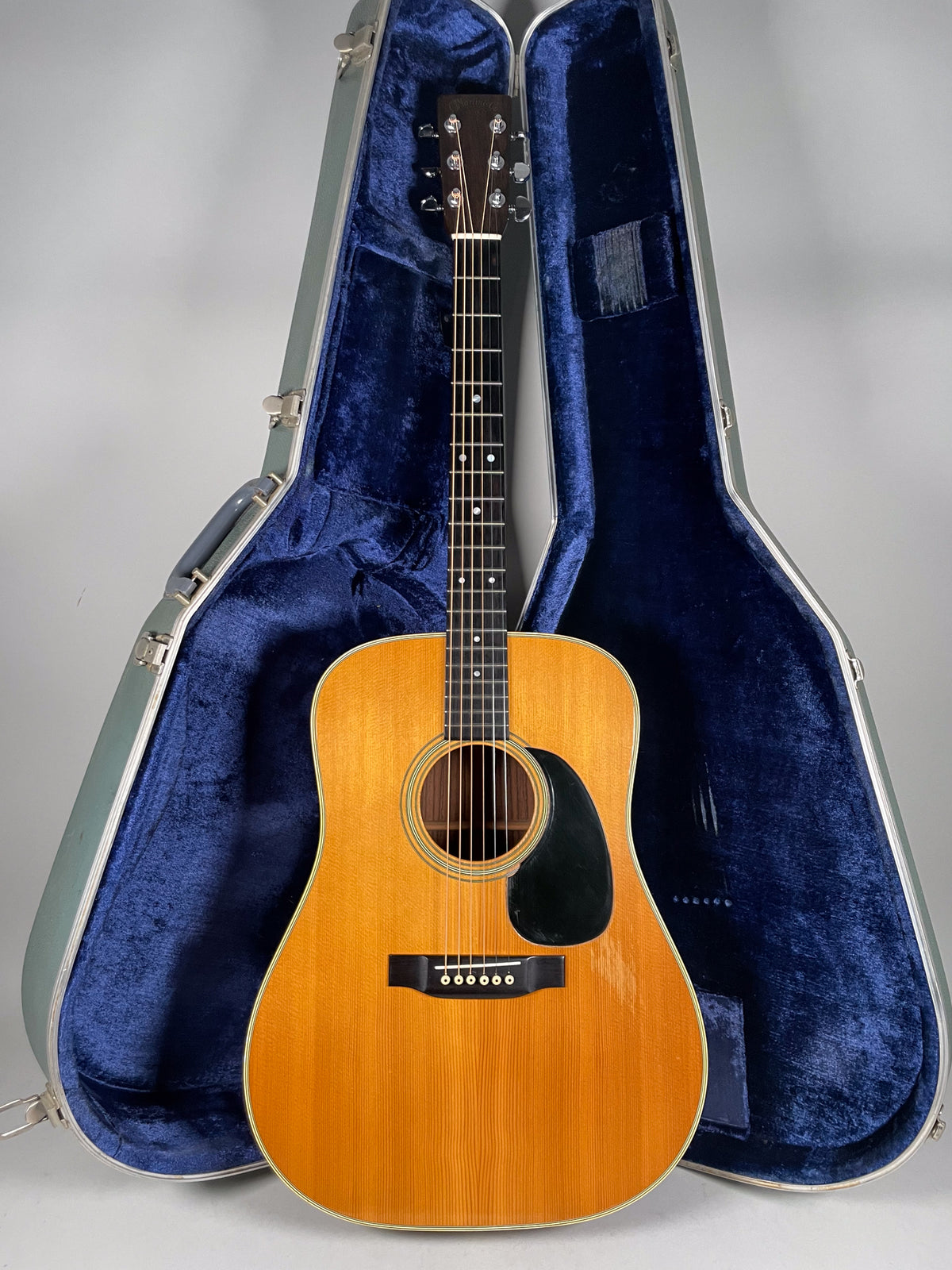 1974 Martin D-28 Acoustic Dreadnought Guitar w/OHSC – Imperial