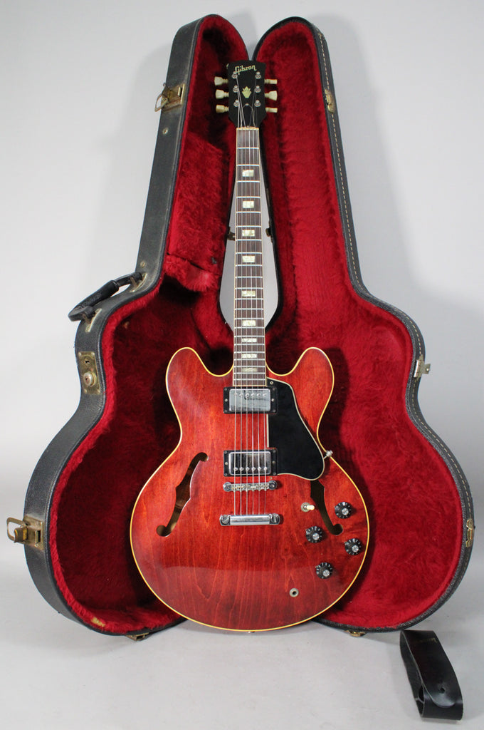 1974-Gibson-ES-335-Cherry-Semi-Hollow-1