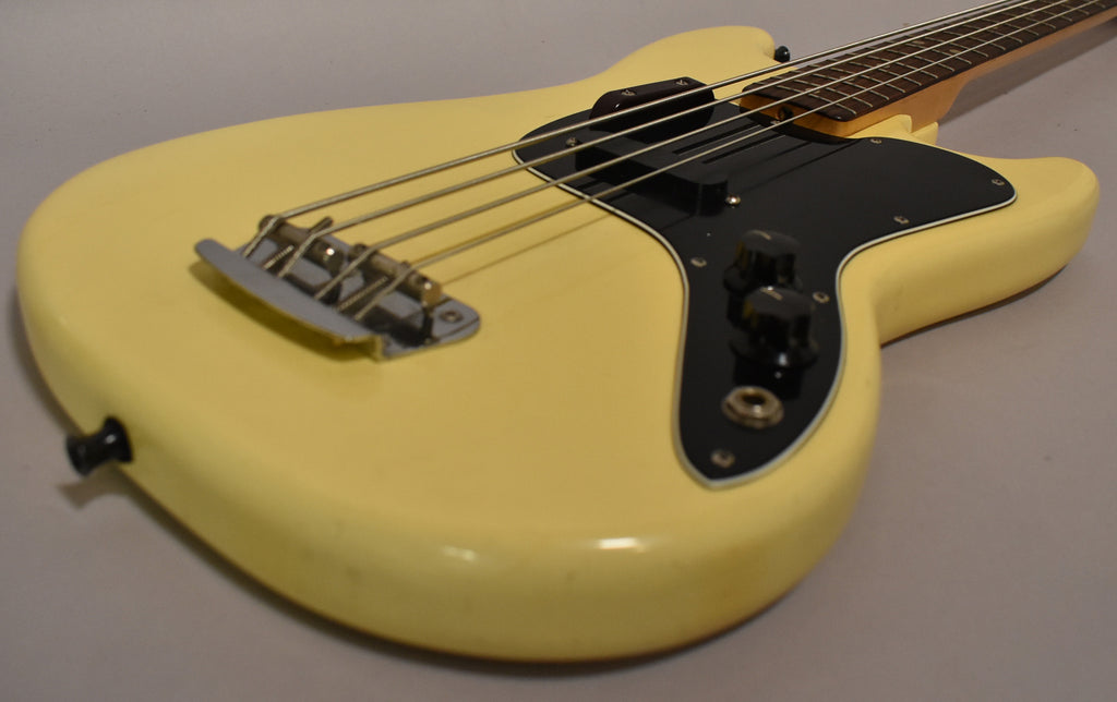 1976 Fender Musicmaster Bass Olympic White Finish w/Gig Bag