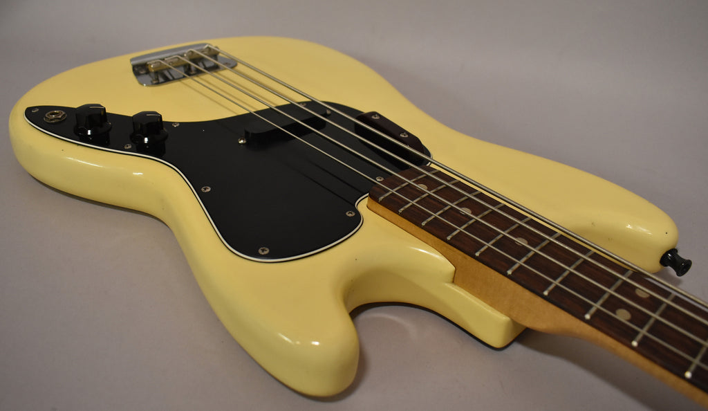 1976 Fender Musicmaster Bass Olympic White Finish w/Gig Bag