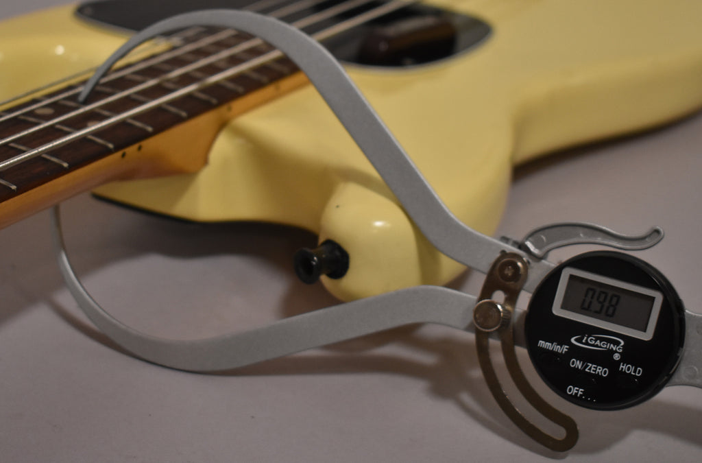 1976 Fender Musicmaster Bass Olympic White Finish w/Gig Bag