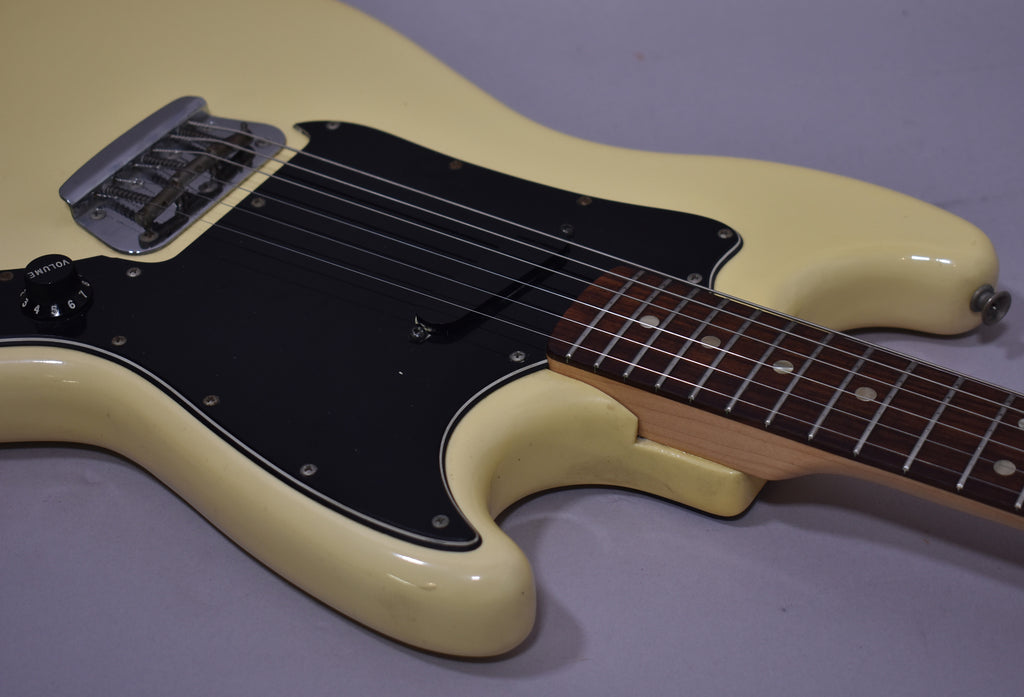 1978 Fender Musicmaster Olympic White w/OHSC