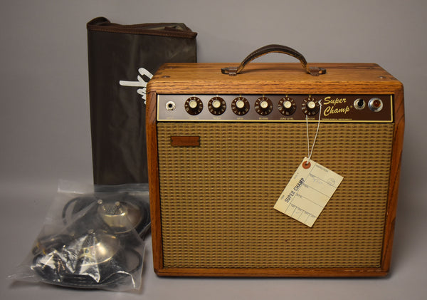 1982-Fender-Super-Champ-Pro-Wood-Combo-Amplifier-Sell-your-Guitar-Vintage-Guitar-Store