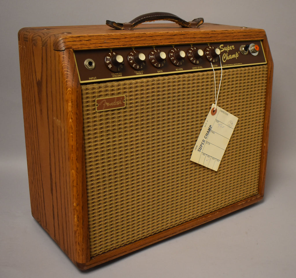1982-Fender-Super-Champ-Pro-Wood-Combo-Amplifier-Sell-your-Guitar-Vintage-Guitar-Store