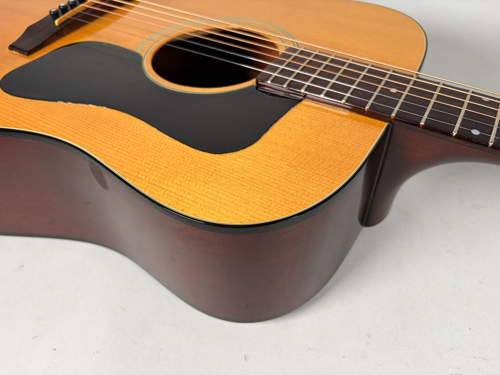 1986 Guild D-25 Natural Finish Westerly Acoustic w/OHSC