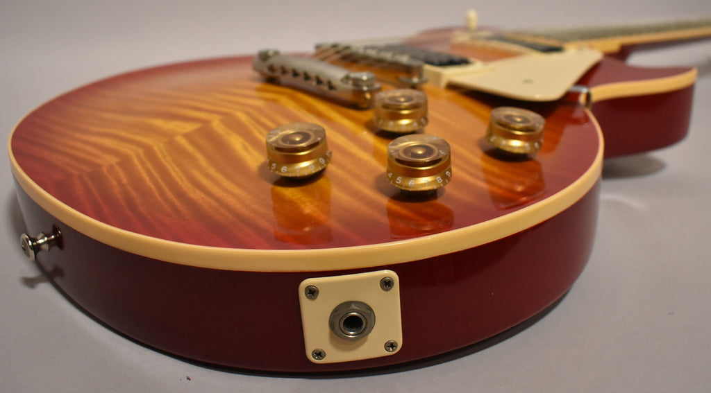 1993 Gibson USA 1960 Les Paul Classic Plus Flame Top Cherry Sunburst w/OHSC