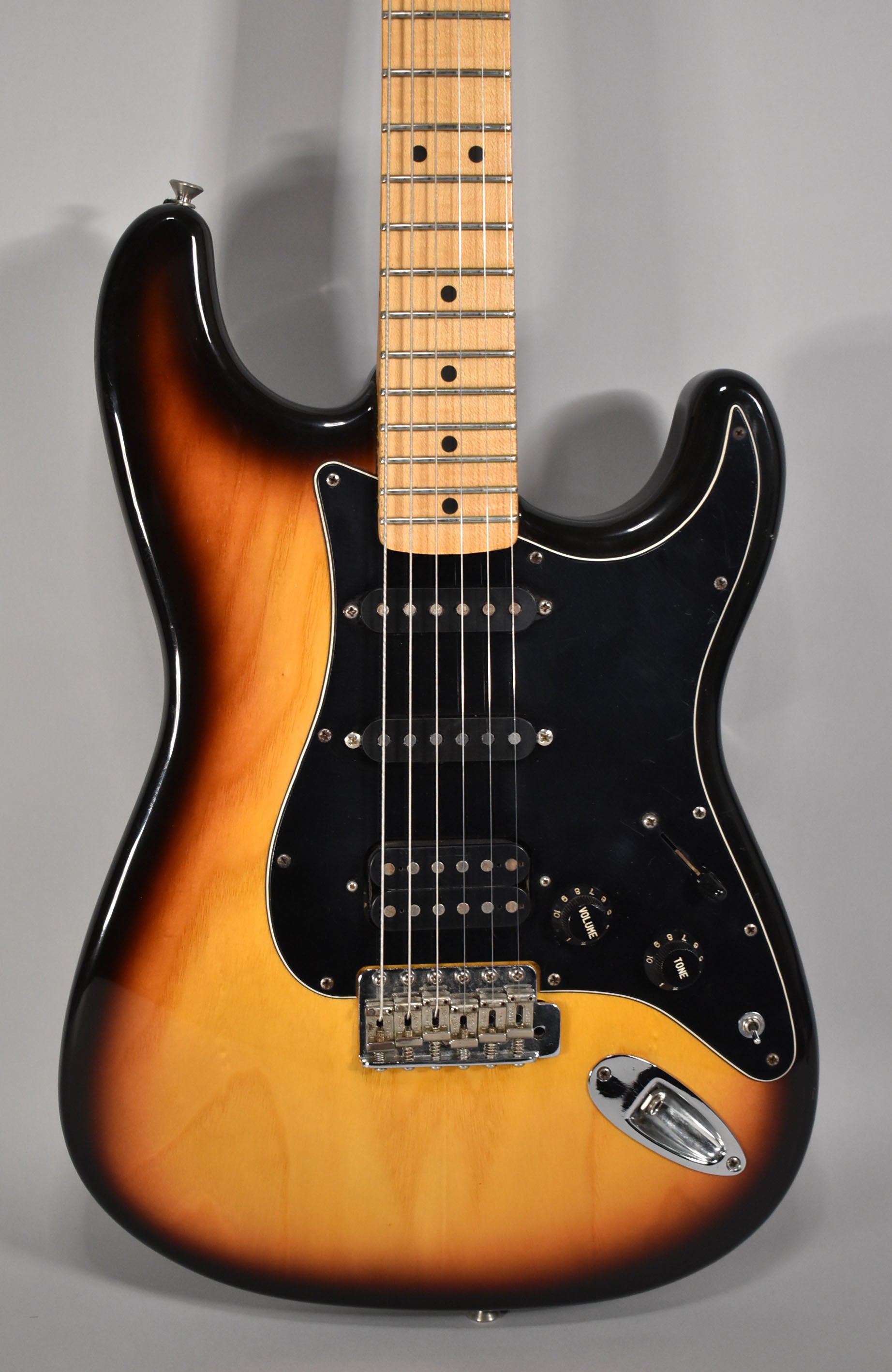 1994 Fender Stratocaster Special HSS | Brown Sunburst Finish W/HSC