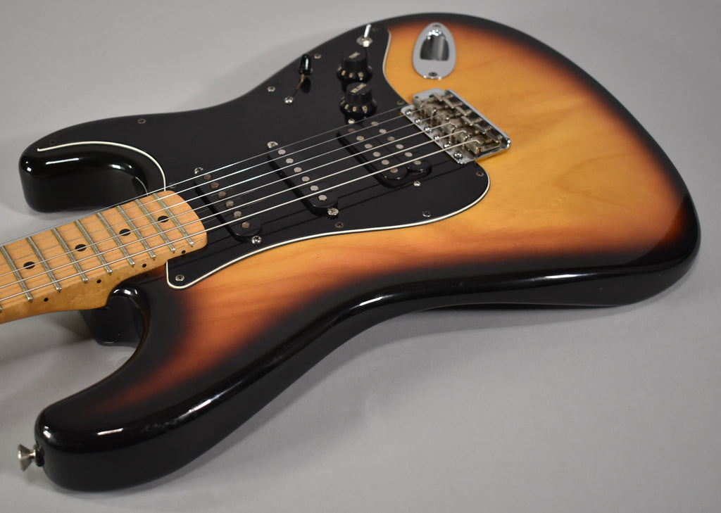1994 Fender Stratocaster Special HSS | Brown Sunburst Finish W/HSC