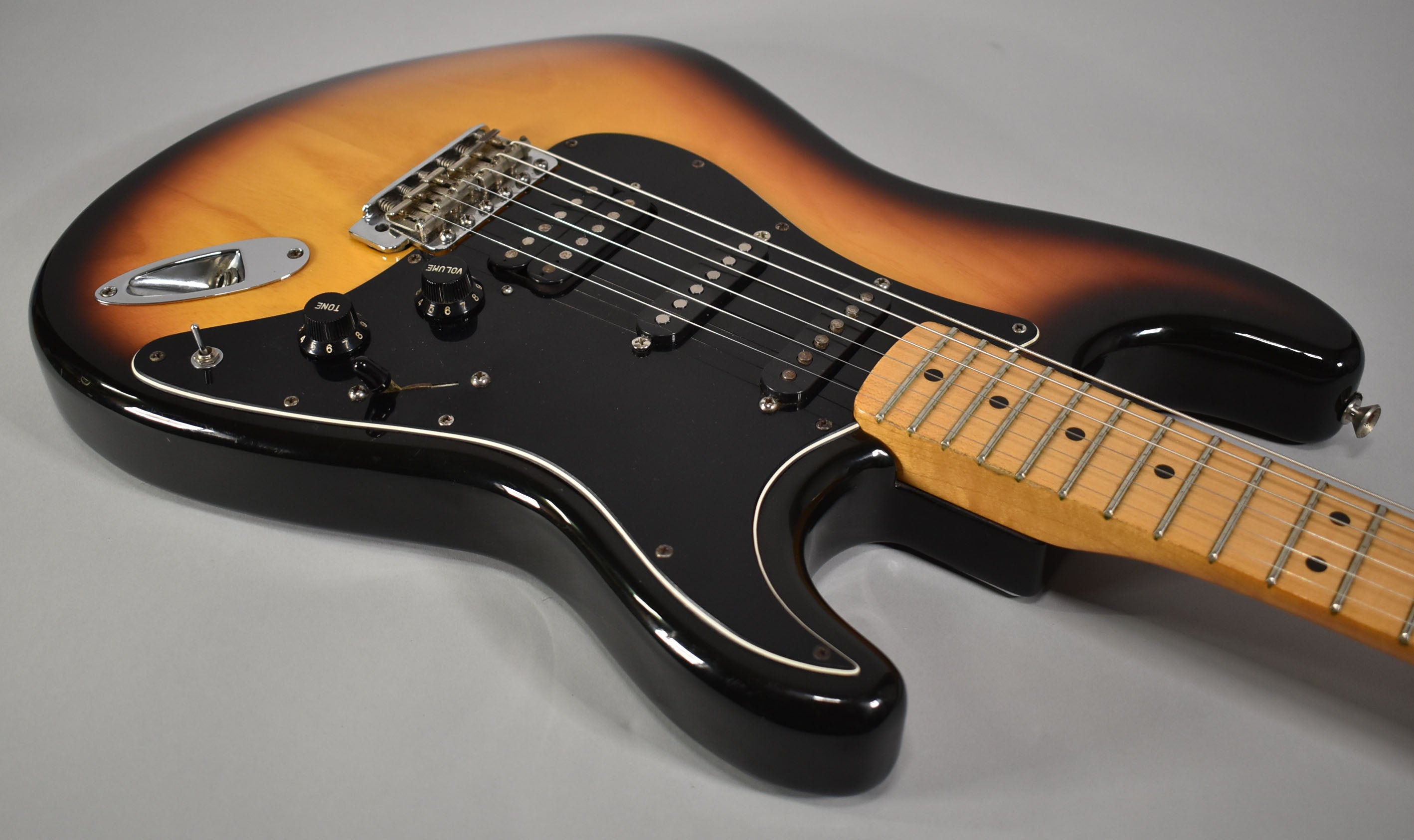 1994 Fender Stratocaster Special HSS | Brown Sunburst Finish W/HSC
