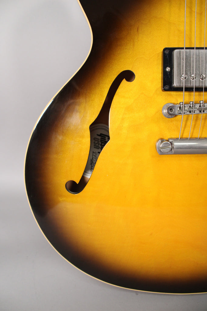 1995 Gibson ES-335 Dot Reissue Sunburst Finish Electric Guitar w