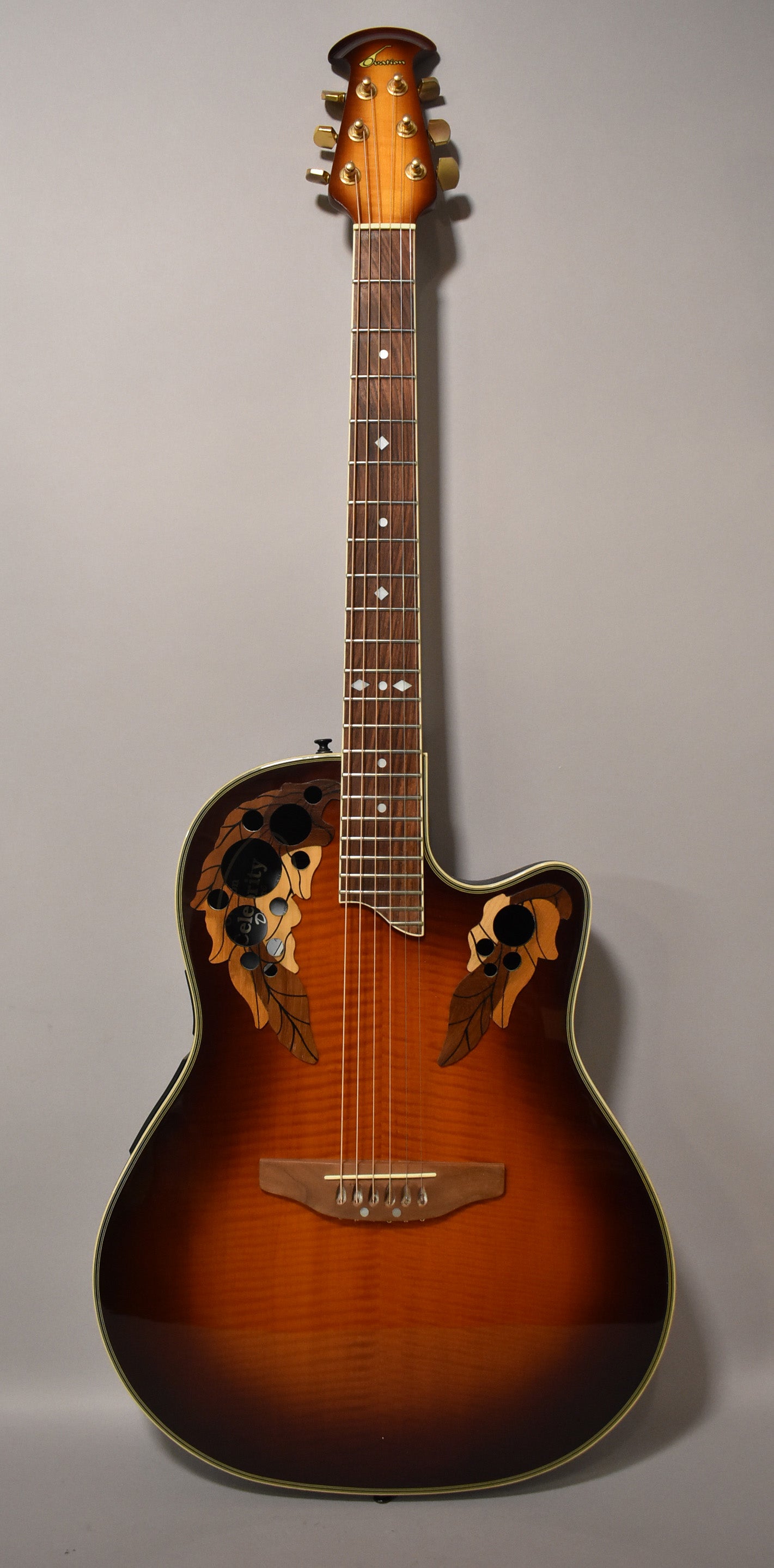 Ovation Celebrity Deluxe CC257エレアコオベーション 1995 Ovation CC257 Celebrity Deluxe Sunburst Electro-Acoustic