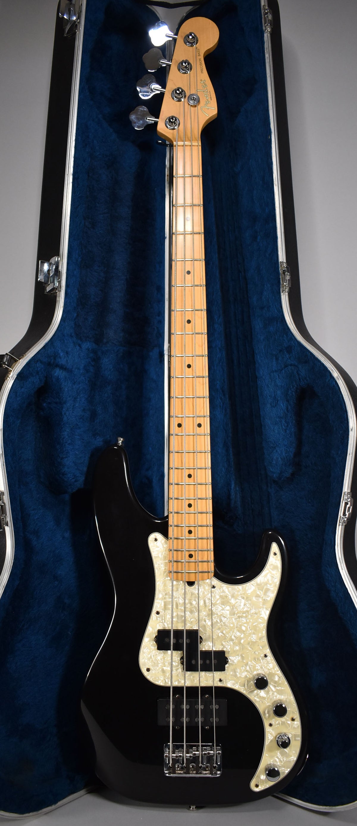 ベース Fender USA Precision special bass 1997 Fender American Deluxe Precision Bass Black Finish w/OHSC