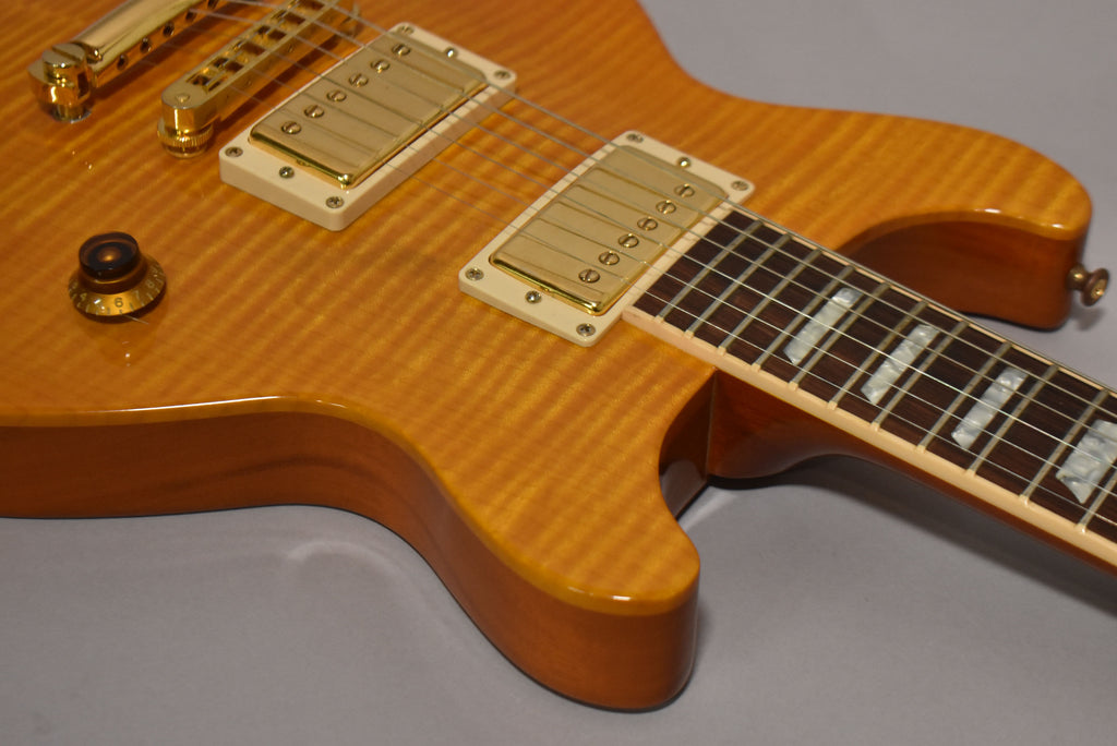2002 Gibson USA Les Paul Standard DC Double Cut Trans Amber w/OHSC