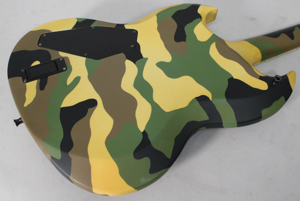 2004 ESP Standard Series Viper Woodland Camo w/OHSC
