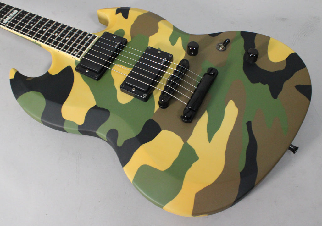 2004 ESP Standard Series Viper Woodland Camo w/OHSC
