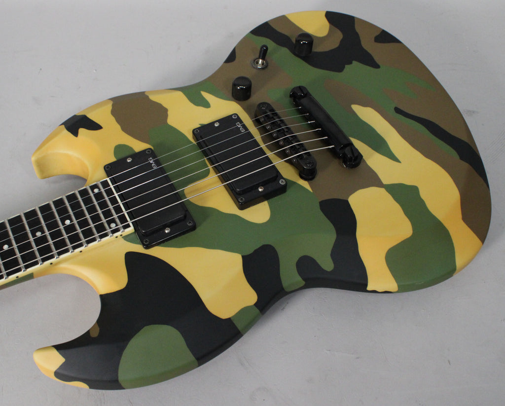 2004 ESP Standard Series Viper Woodland Camo w/OHSC