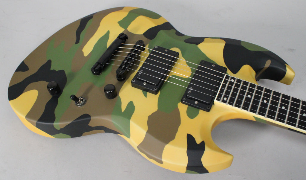 2004 ESP Standard Series Viper Woodland Camo w/OHSC