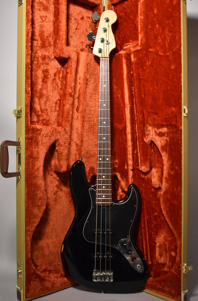 2006-Fender-American-Standard-Jazz-Bass-Black-Sell-Your-Guitar-Imperial-Vintage-Guitars