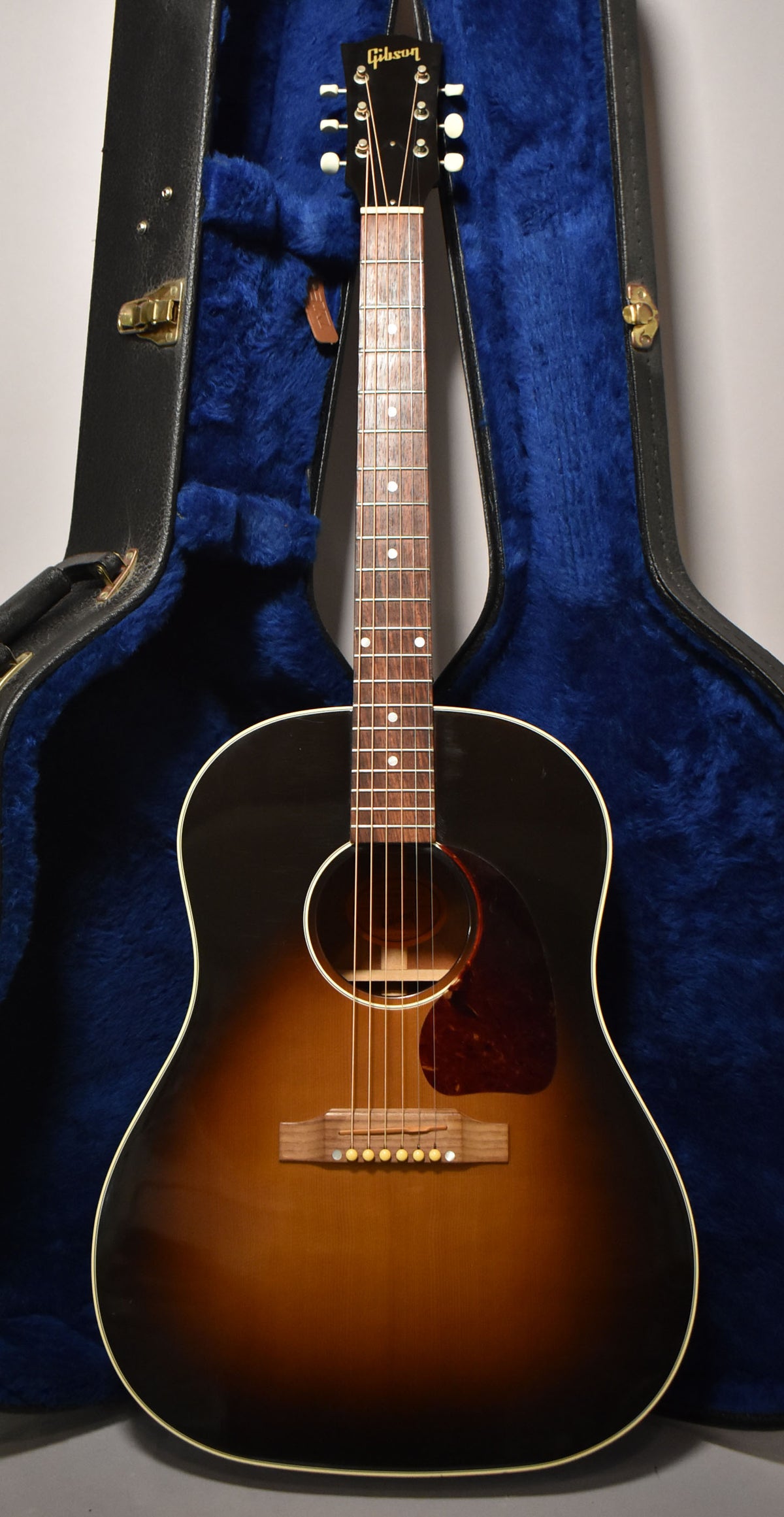 2006 Gibson USA J-45 Acoustic Guitar Vintage Sunburst w/OHSC