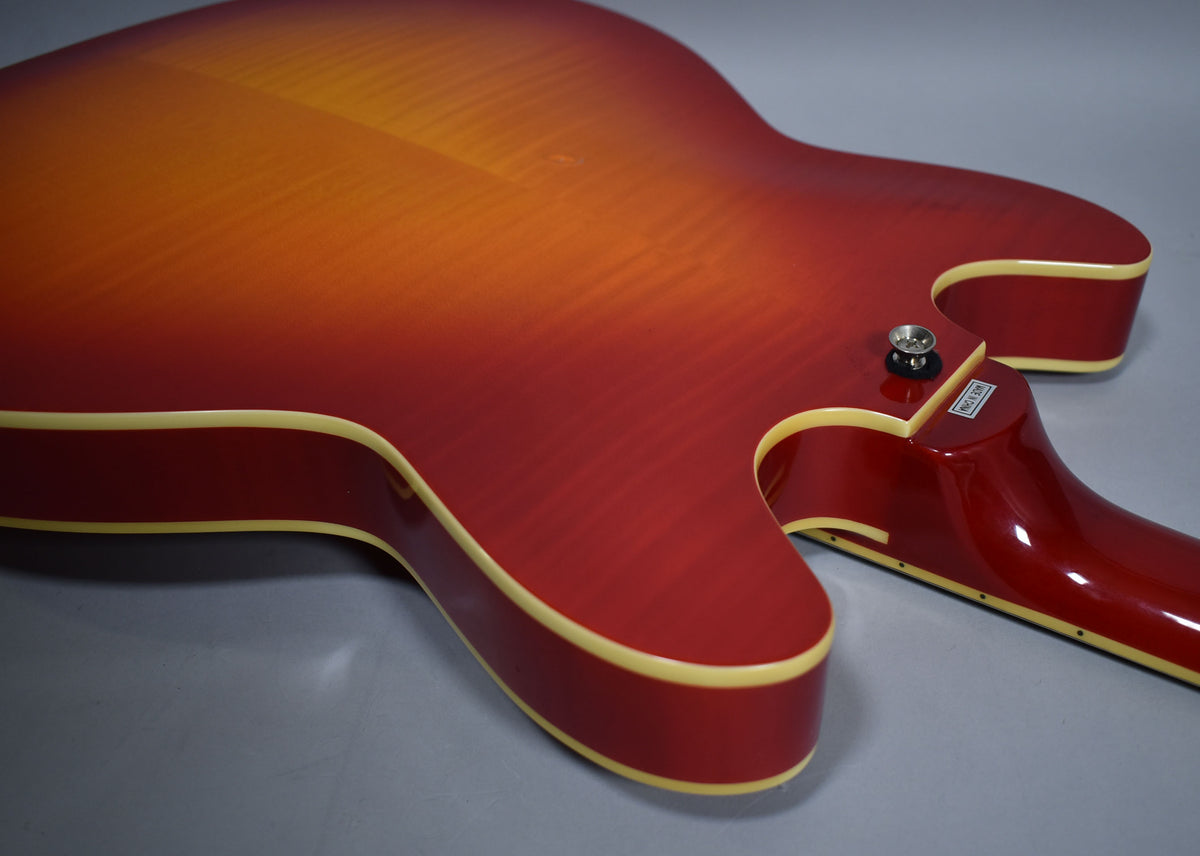 2006 Hagstrom Viking Deluxe Cherry Sunburst w/OHSC