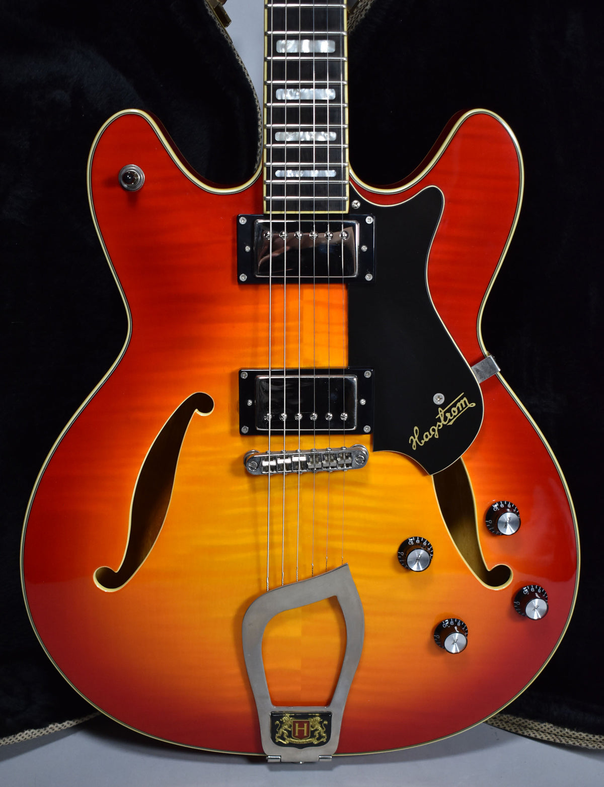 2006 Hagstrom Viking Deluxe Cherry Sunburst w/OHSC