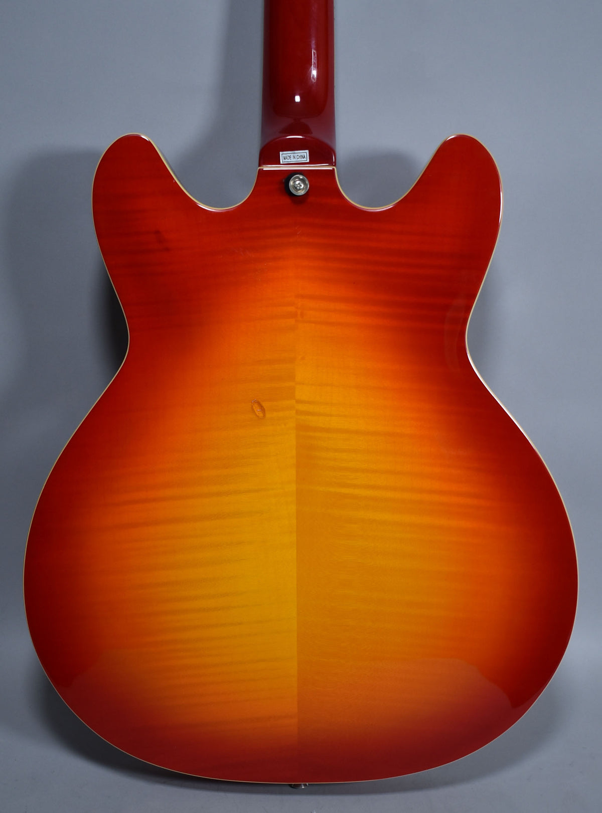 2006 Hagstrom Viking Deluxe Cherry Sunburst w/OHSC