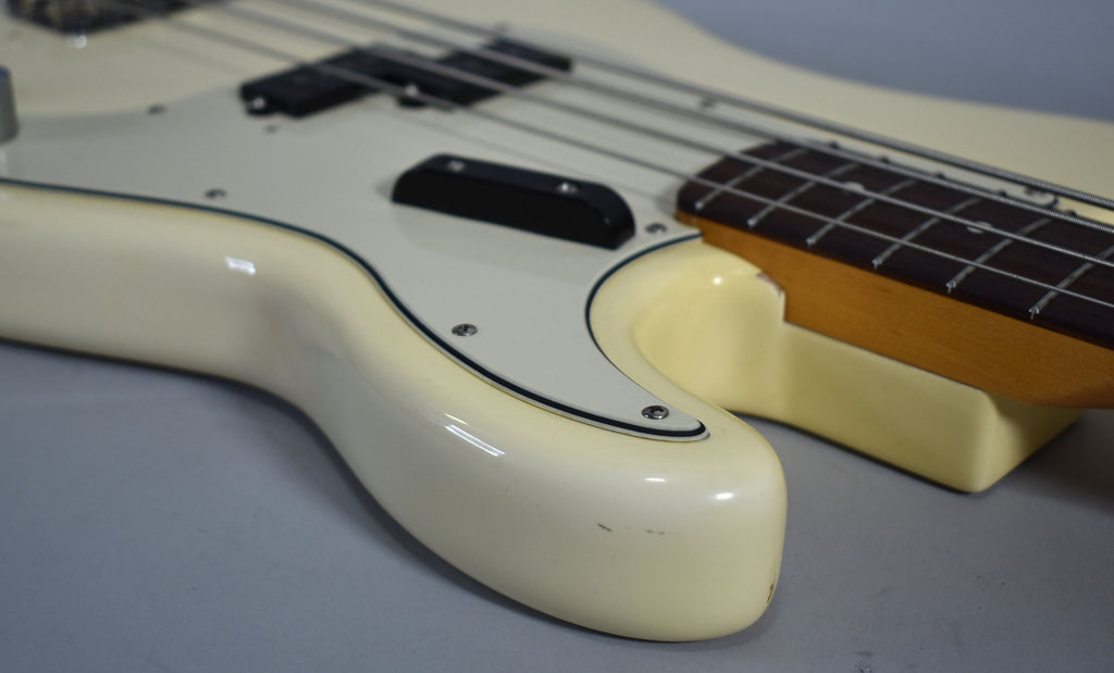 2007 Fender American Vintage '62 Precision Bass In Olympic White w/HSC