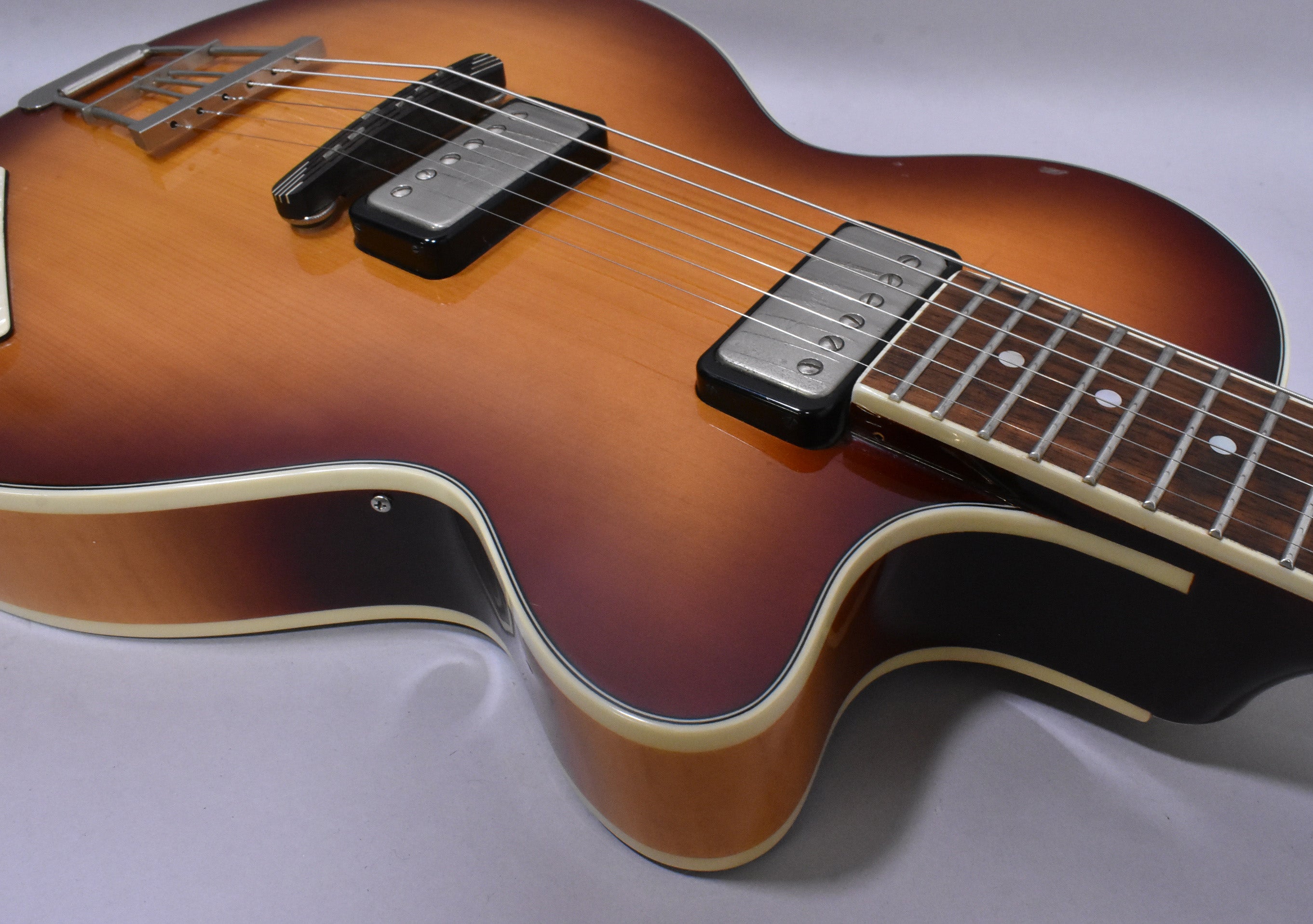 2007 Hofner Contemporary Series Club Antique Sunburst – Imperial