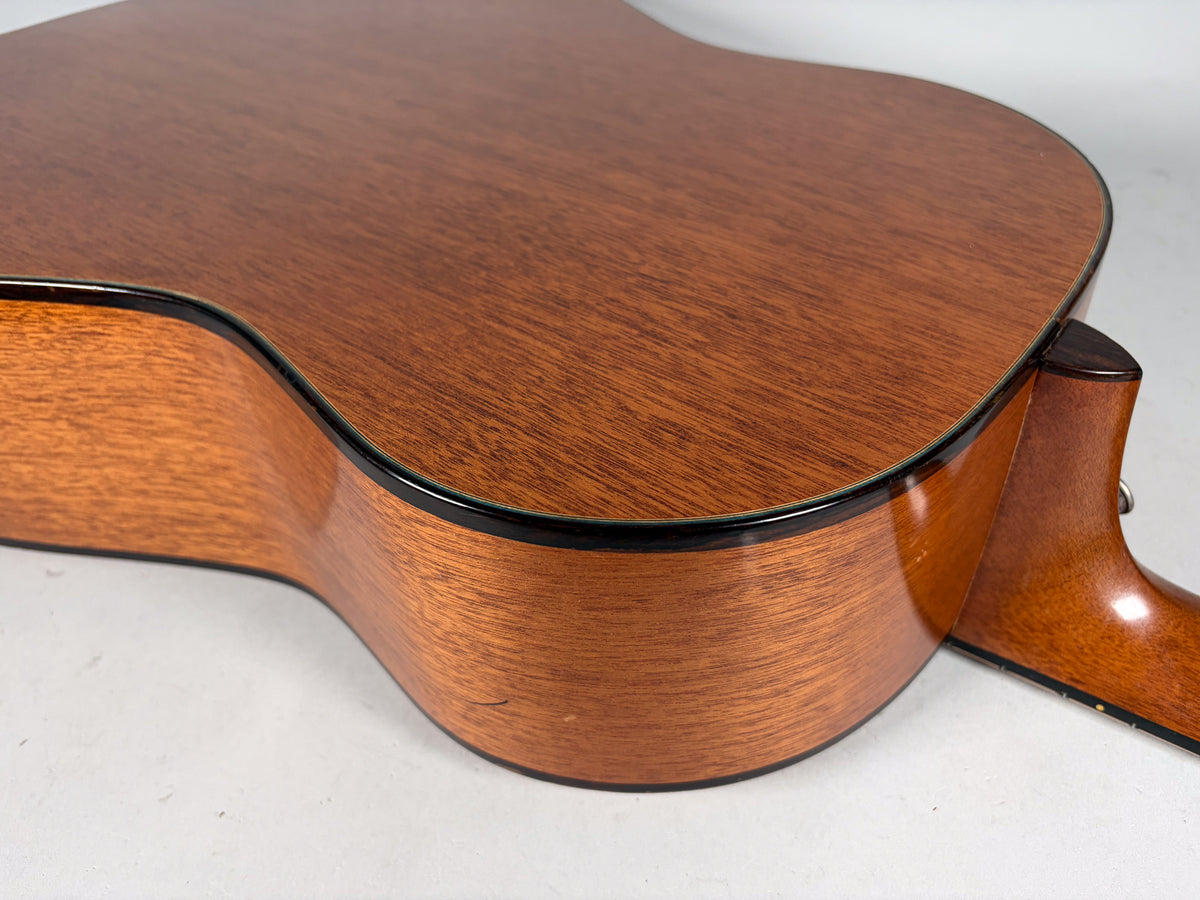 2009 Bayard Guitars Slope Shoulder Acoustic Natural Finish w/HSC
