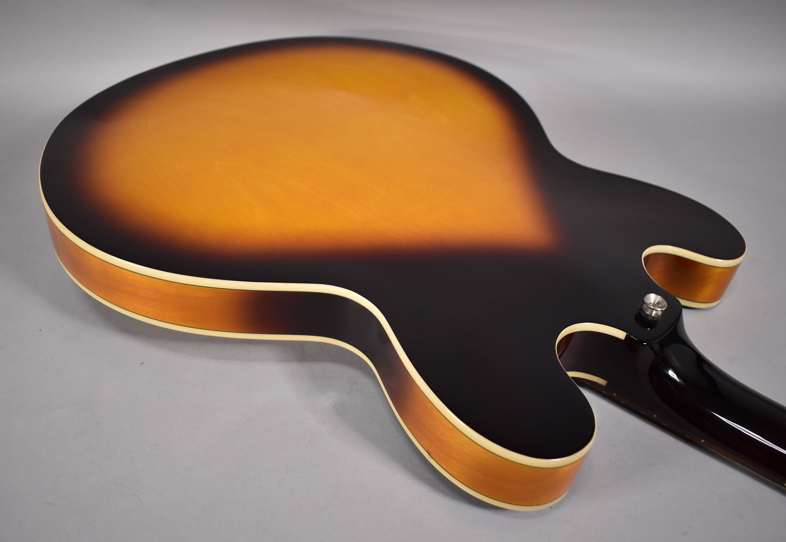 2011 Epiphone Dot ES-335 VS Vintage Sunburst Finish W/HSC