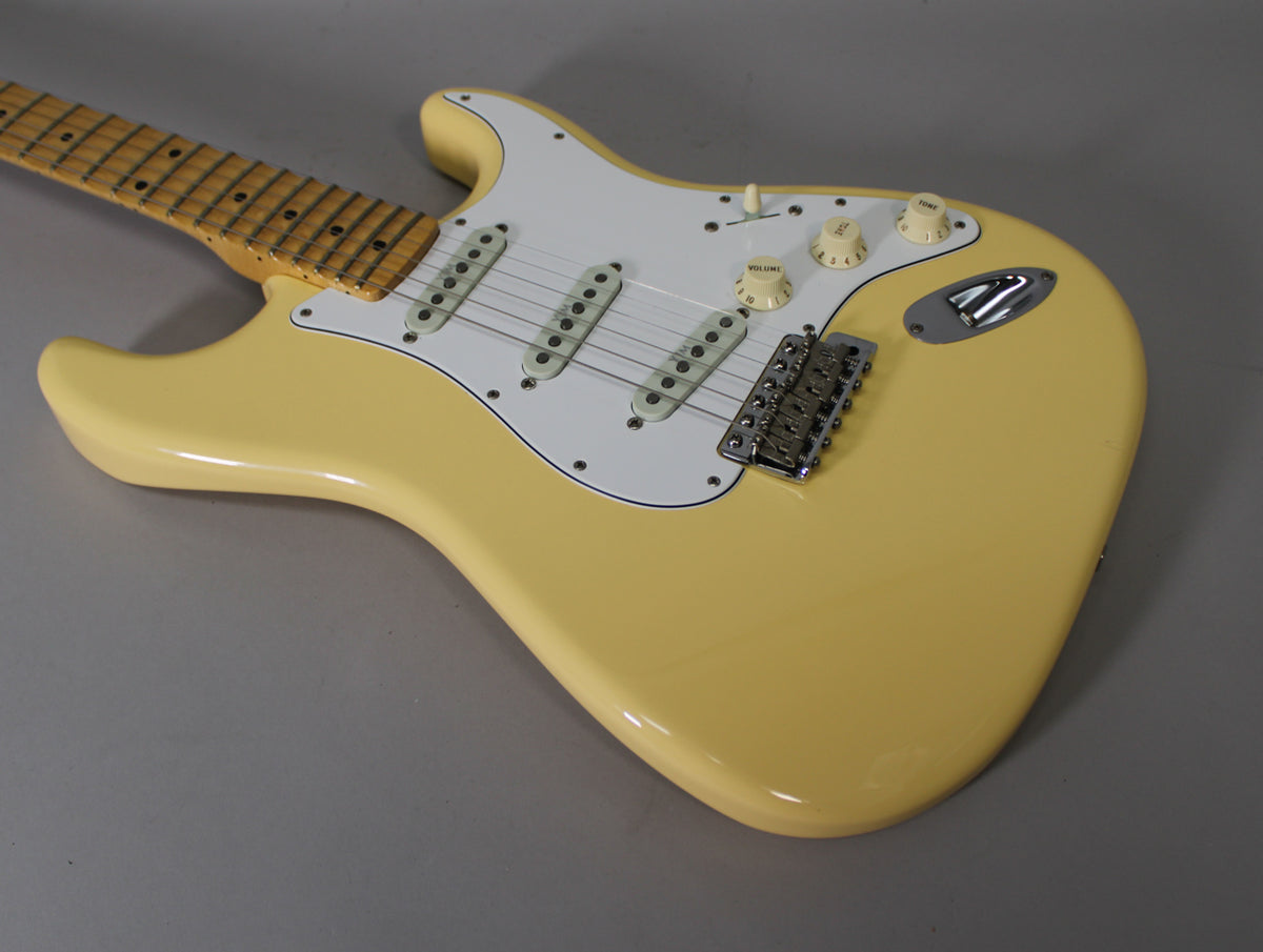 2012 Fender Yngwie Malmsteen Signature Stratocaster Vintage White Scalloped Frets w/OHSC