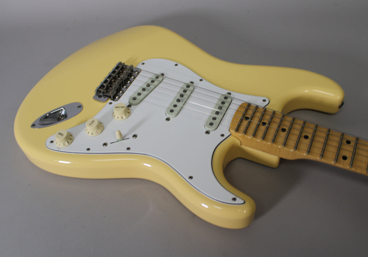 2012 Fender Yngwie Malmsteen Signature Stratocaster Vintage White Scalloped Frets w/OHSC