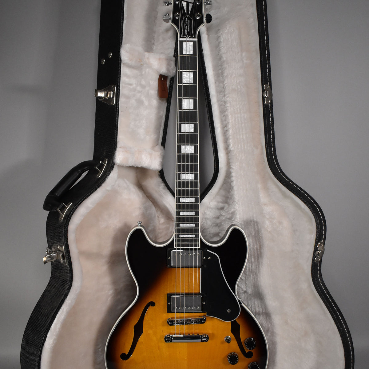 ギター Gibson midtown custom 2013 2013 Gibson Midtown Custom Semi-Hollow Guitar | Vintage Sunburst